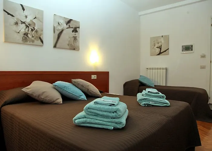 Konukevi Trastevere Relais 4*