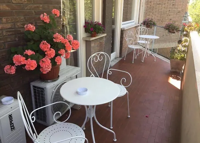 Konukevi Trastevere Relais 4*